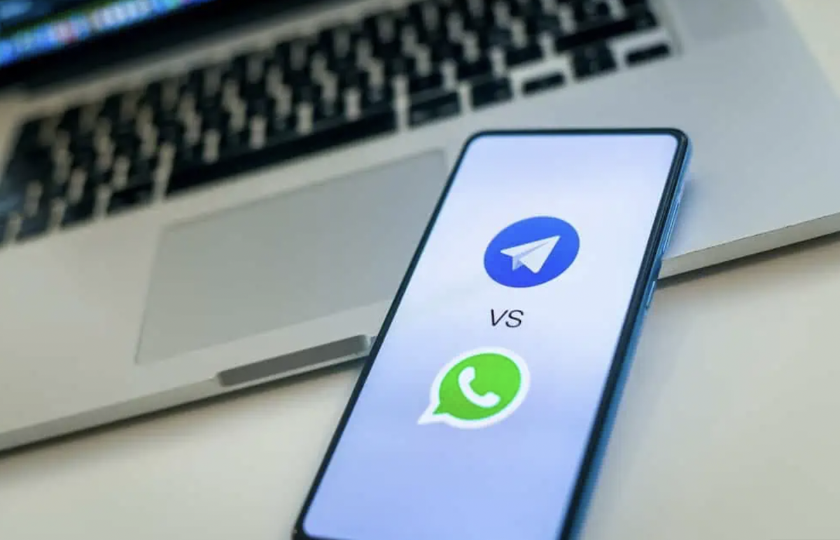 How Telegram and WhatsApp Shape Modern Communication