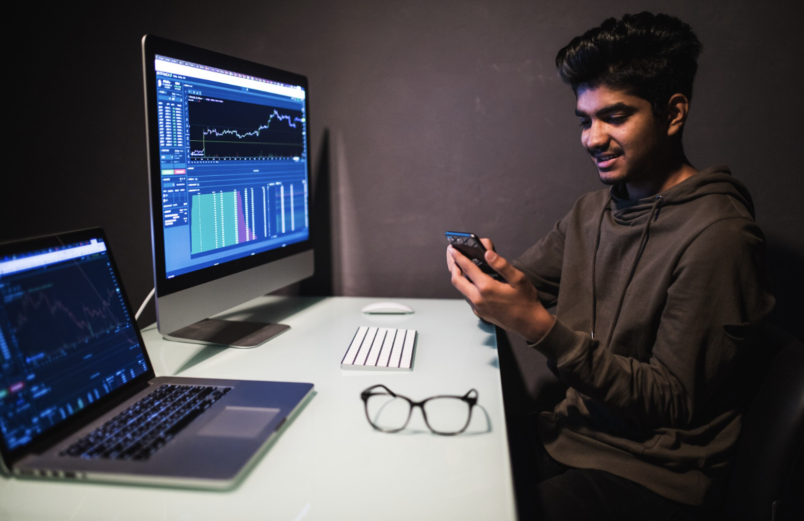 Beyond Cryptocurrency Powerful Digital Ledger Technology Use Cases Reshaping Modern Systems